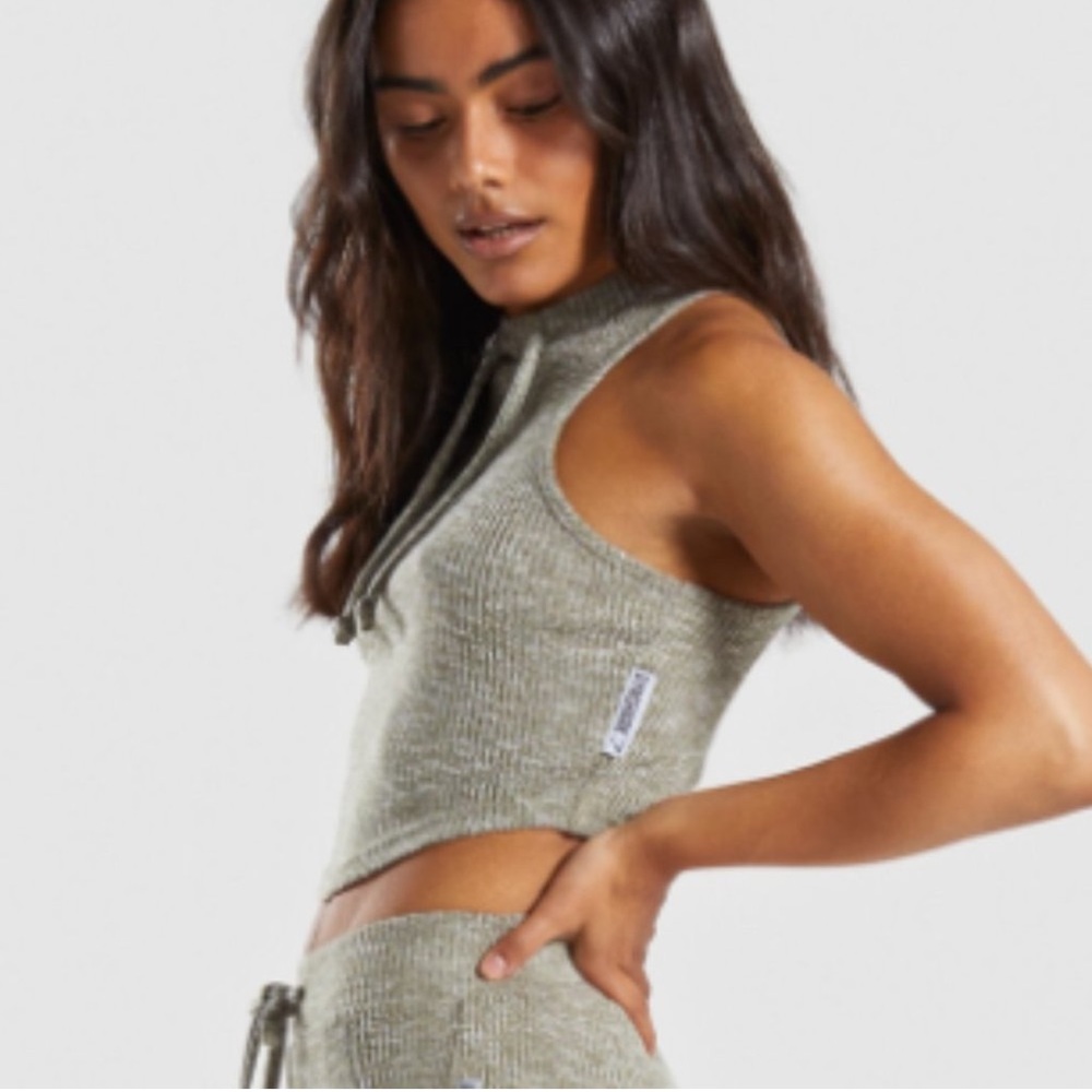 Gymshark Slounge Crop Top - Washed Khaki Marl - Picture 3 of 9